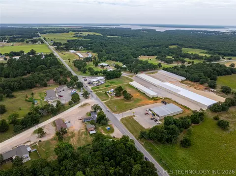 001 Enos Rd, Kingston, OK 73439 photo 4