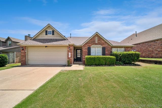 2401 W Pensacola St, Broken Arrow, OK 74011