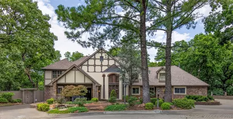 600 Brookhollow Ct, Bartlesville, OK 74006