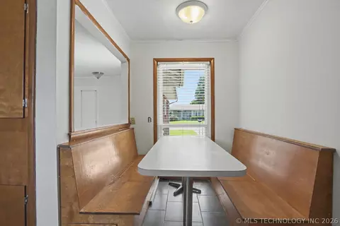 Dining - 5929 E 26th St, Tulsa, OK 74114 photo 1 of 1