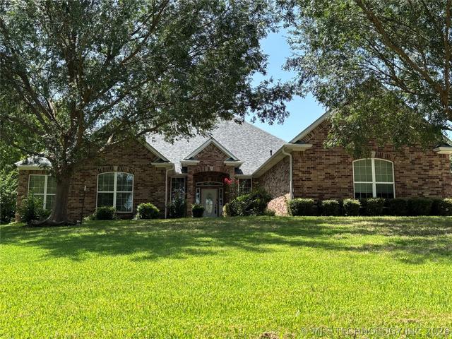3201 Greenbriar, Durant, OK 74701
