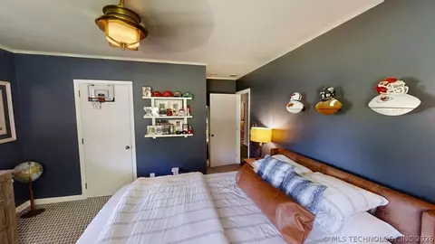 Bedroom - 2002 Cloverleaf Pl, Ardmore, OK 73401 photo 6 of 12