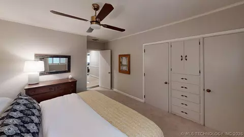 Bedroom - 2002 Cloverleaf Pl, Ardmore, OK 73401 photo 8 of 12