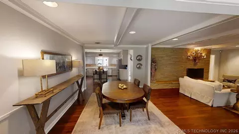 Dining - 2002 Cloverleaf Pl, Ardmore, OK 73401 photo 4 of 5