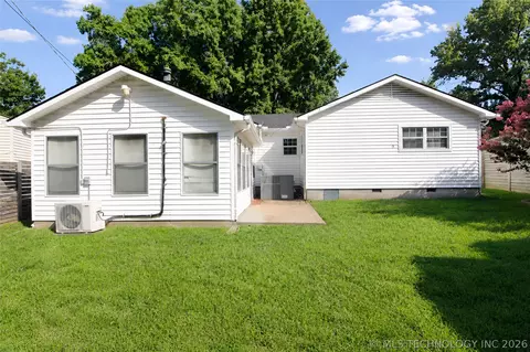 Exterior - 420 E 19th St, Okmulgee, OK 74447 photo 5 of 5