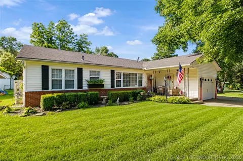 Other - 420 E 19th St, Okmulgee, OK 74447 photo 1 of 10
