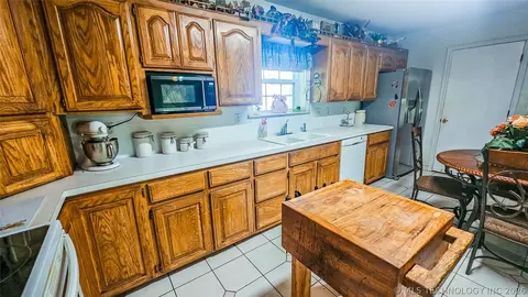 421975 E 1155 Rd, Eufaula, OK 74432 photo 19