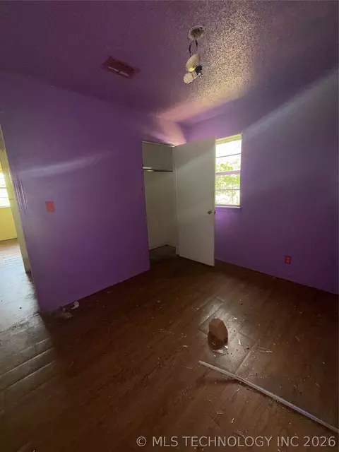 Bedroom - 2203 Oak St, Idabel, OK 74745 photo 1 of 7