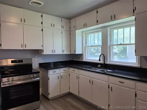 Other - 609 W 5th St, Ada, OK 74820 photo 3 of 12