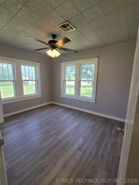 Bedroom - 609 W 5th St, Ada, OK 74820 photo 1 of 3
