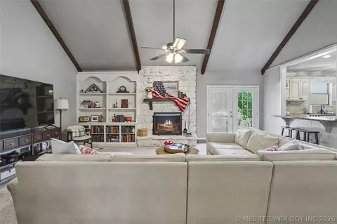 5733 E 97th Pl, Tulsa, OK 74137 photo 9