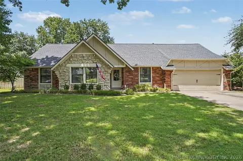 5733 E 97th Pl, Tulsa, OK 74137 photo 2