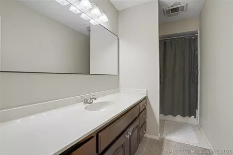 5733 E 97th Pl, Tulsa, OK 74137 photo 34