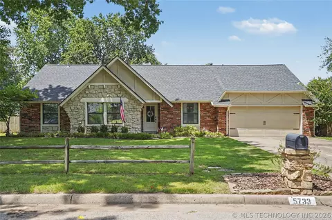 5733 E 97th Pl, Tulsa, OK 74137 photo 1