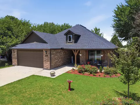 733 E 139th Pl, Glenpool, OK 74033 photo 2