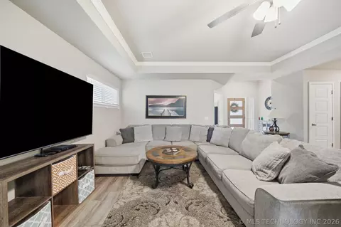 733 E 139th Pl, Glenpool, OK 74033 photo 8