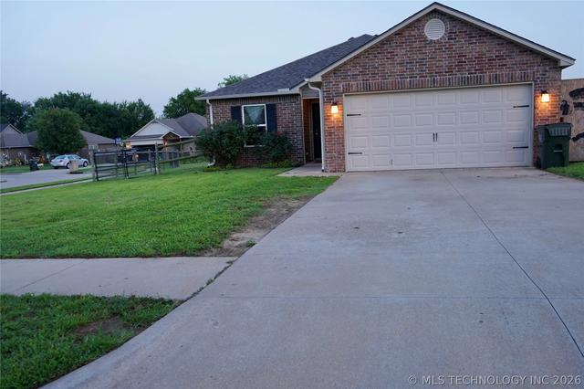 324 Austin Ave, Kiefer, OK 74041