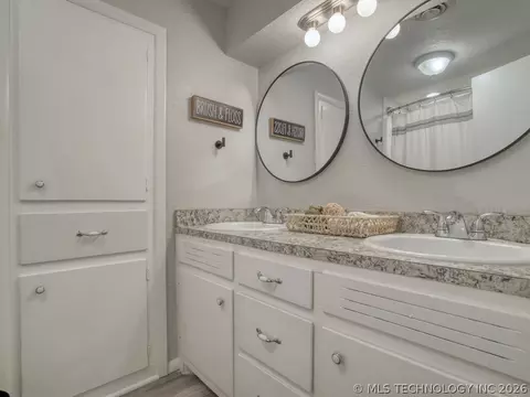 2005 E Foster, Ada, OK 74820 photo 17