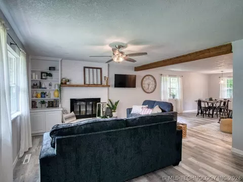 2005 E Foster, Ada, OK 74820 photo 3