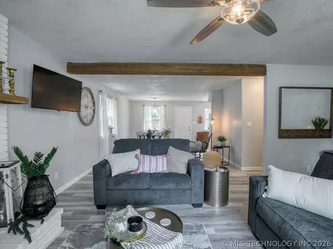 2005 E Foster, Ada, OK 74820 photo 5