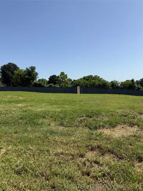 3314 Aspen Ridge Rd, Tulsa, OK 74132