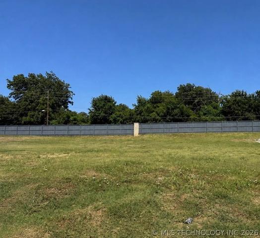 6901 Juniper Ln, Tulsa, OK 74132