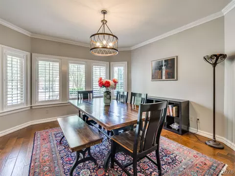 Dining - 6536 E 83rd Pl, Tulsa, OK 74133 photo 2 of 2