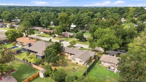 View/Area - 4154 E 46th Pl, Tulsa, OK 74135 photo 2 of 3