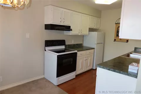 4307 E 68th Street S 624, Tulsa, OK 74136 photo 13