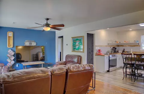 Living - 1828 E 10th St, Okmulgee, OK 74447 photo 1 of 3