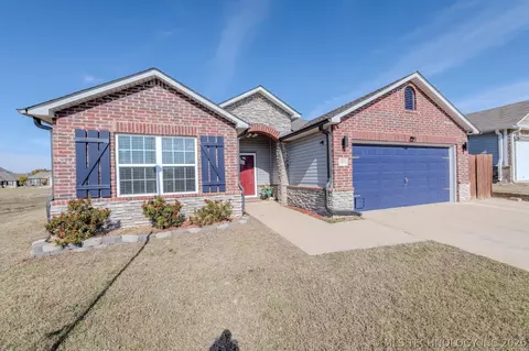 5811 E 146th Pl S, Bixby, OK 74008