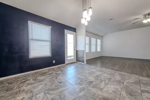 Dining - 5811 E 146th Pl S, Bixby, OK 74008 photo 1 of 1