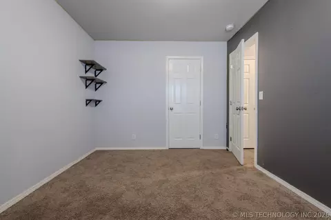 Bedroom - 5811 E 146th Pl S, Bixby, OK 74008 photo 1 of 14