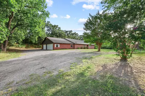 1901 N 1st, Durant, OK 74701