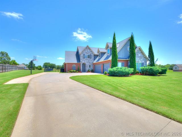 19397 S Quail Run Ct, Claremore, OK 74017