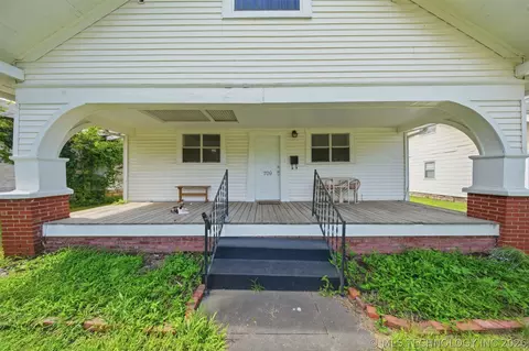 709 E Broadway, Cushing, OK 74023 photo 3