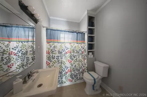 709 E Broadway, Cushing, OK 74023 photo 15