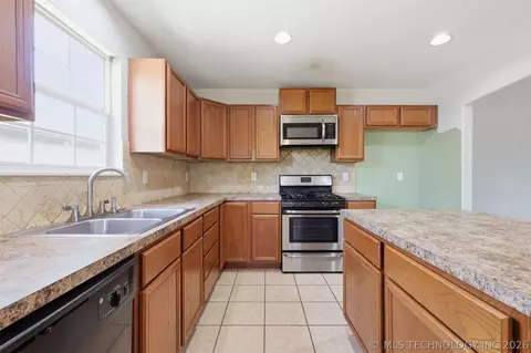 21440 E 36th St S, Broken Arrow, OK 74014 photo 10