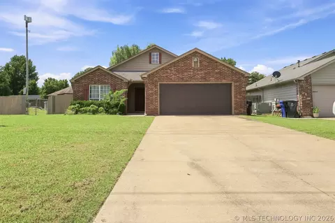 21440 E 36th St S, Broken Arrow, OK 74014 photo 1