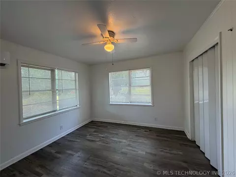 Bedroom - 110 SE 5th St, Checotah, OK 74426 photo 1 of 3