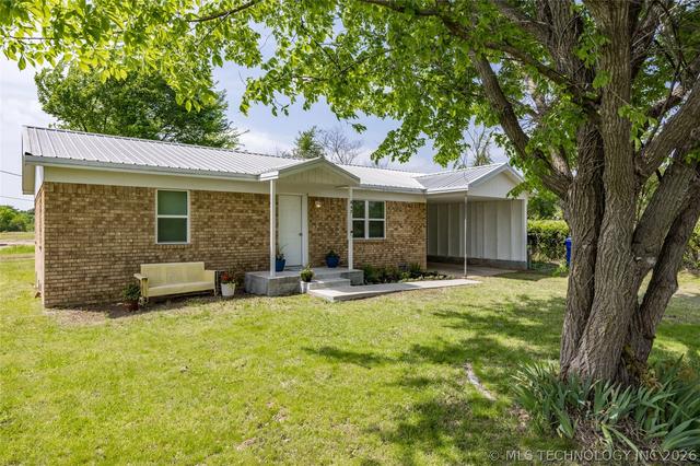647 Sawmill Rd, Durant, OK 74701