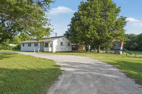 14321 E 122nd St N, Collinsville, OK 74021