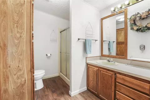 Bath - 157 Acorn Ln, Eucha, OK 74342 photo 3 of 3