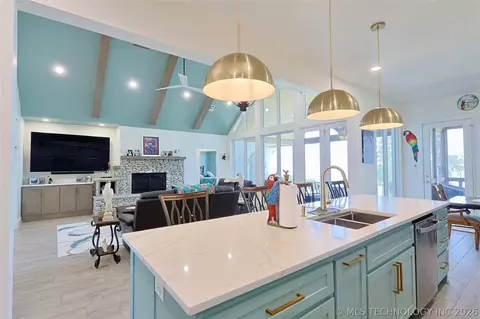 Kitchen - 419535 E 1200 Rd, Eufaula, OK 74432 photo 5 of 5