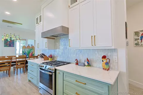 Kitchen - 419535 E 1200 Rd, Eufaula, OK 74432 photo 3 of 5