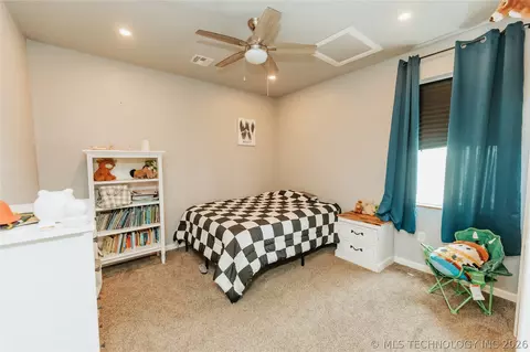 Bedroom - 351660 E 4200 Rd, Pawnee, OK 74058 photo 4 of 4