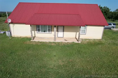 Exterior - 351660 E 4200 Rd, Pawnee, OK 74058 photo 2 of 3