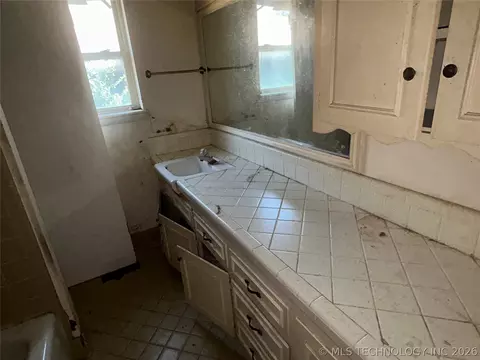 9067 E 33rd St, Tulsa, OK 74145 photo 7