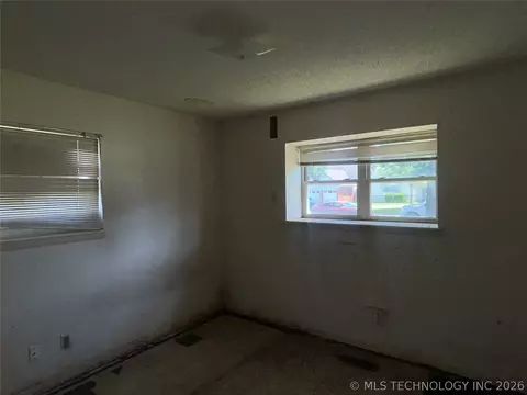 9067 E 33rd St, Tulsa, OK 74145 photo 8