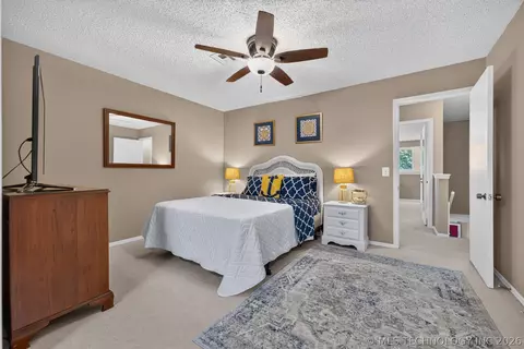 Bedroom - 33800 E 750 Road 3a, Wagoner, OK 74467 photo 3 of 11